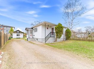 14 Wilbert St, Petawawa, ON K8H2C6