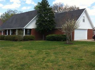 2403 S 43rd St, Springdale, AR 72762