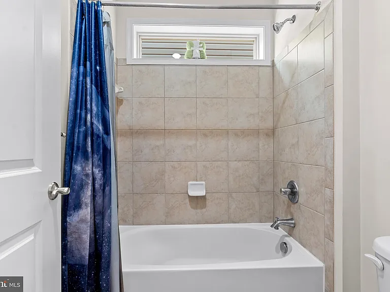 22237 Fulmer Ave — Photo 15