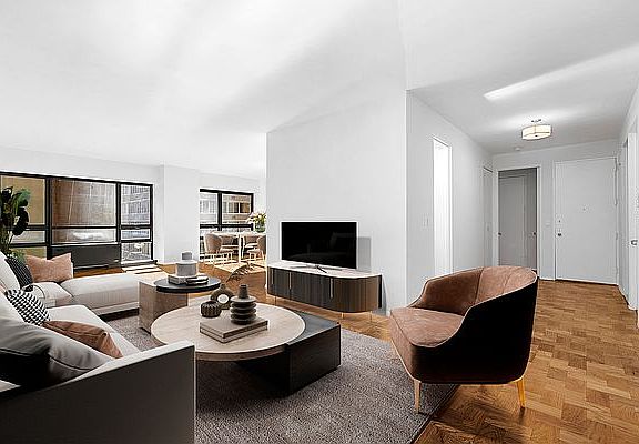 3rd image of 415 E 54th St APT 5A