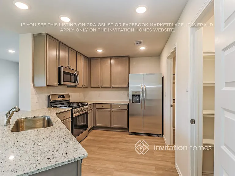 5508 Candytuft Ct — Photo 8