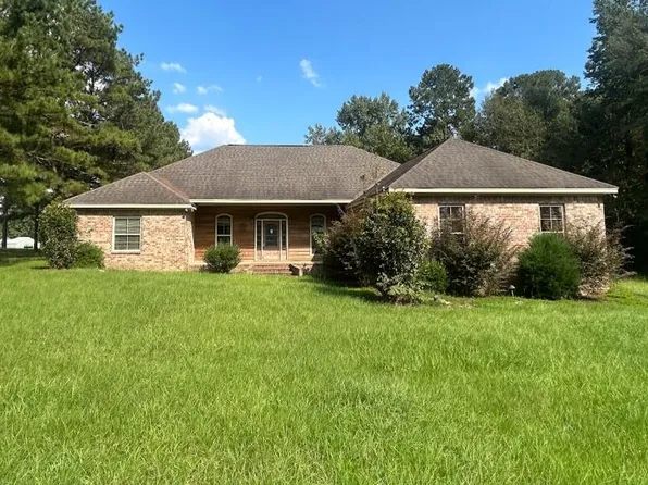 362 Seminary Sumrall Rd, Sumrall, MS 39482