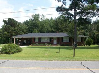 707 Girl Scout Rd, Kinston, NC 28501