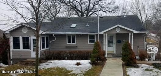 1st image of 1409 Oakwood Dr
