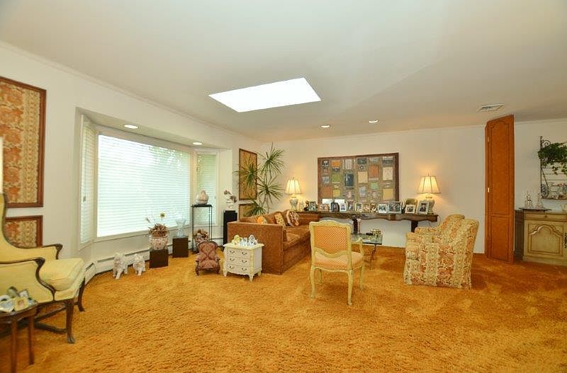 1st image of 37 Mellow Ln
