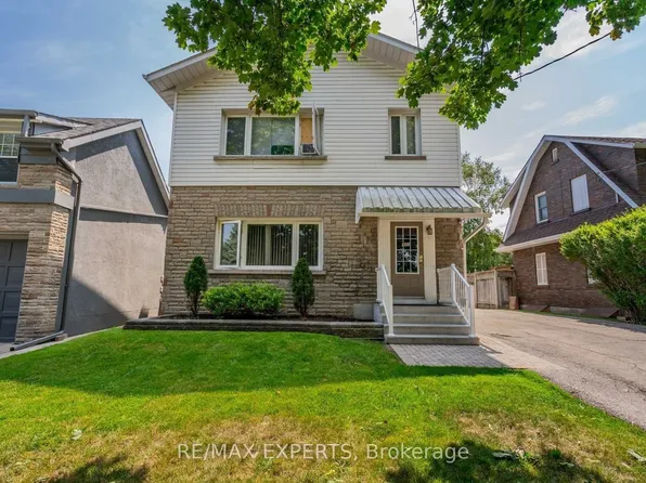 393 King St E, Oshawa, ON L1H 1E3