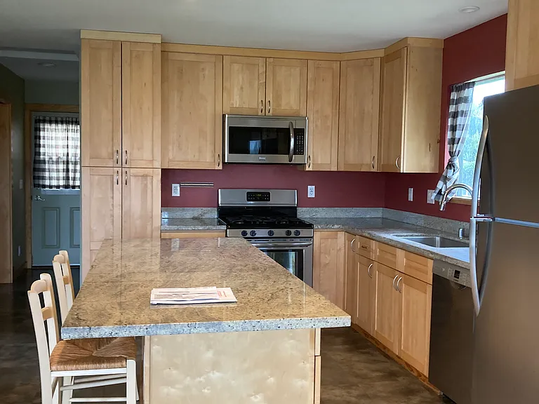 3686 Primrose Ave — Photo 35