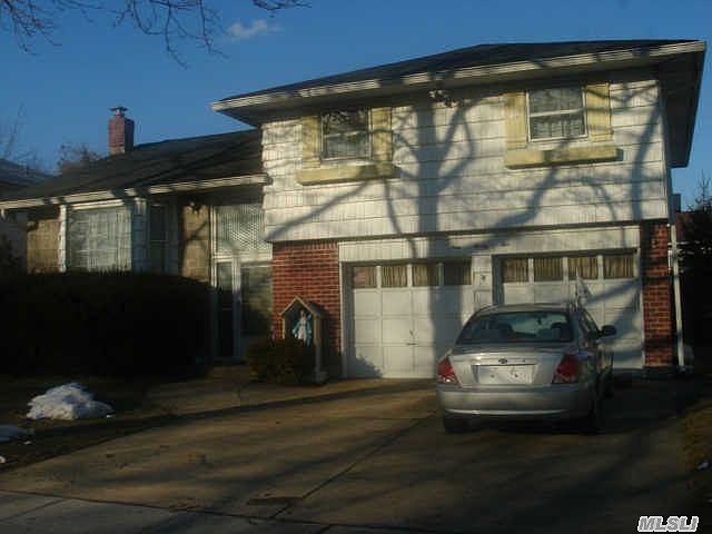 1st image of 925 Bellmore Ave