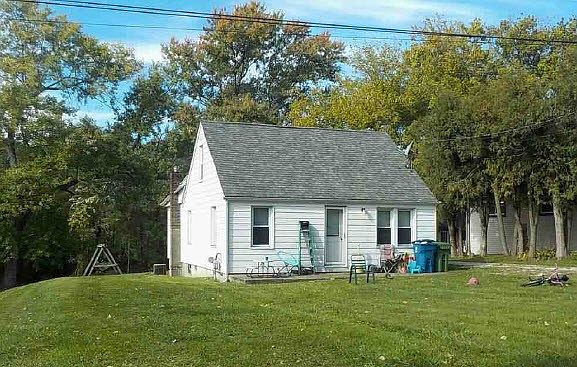 2nd image of 1686 McChesney Rd