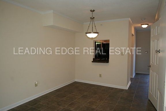 4th image of 2642 Coventry Dr #C
