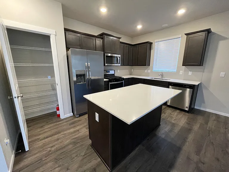 5746 Waverly Rd SW — Photo 6