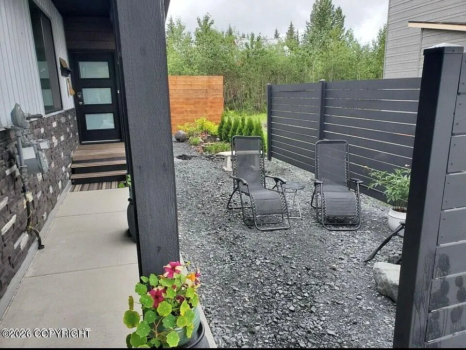 1 bed, 600 sqft, $2,200 — Photo 3
