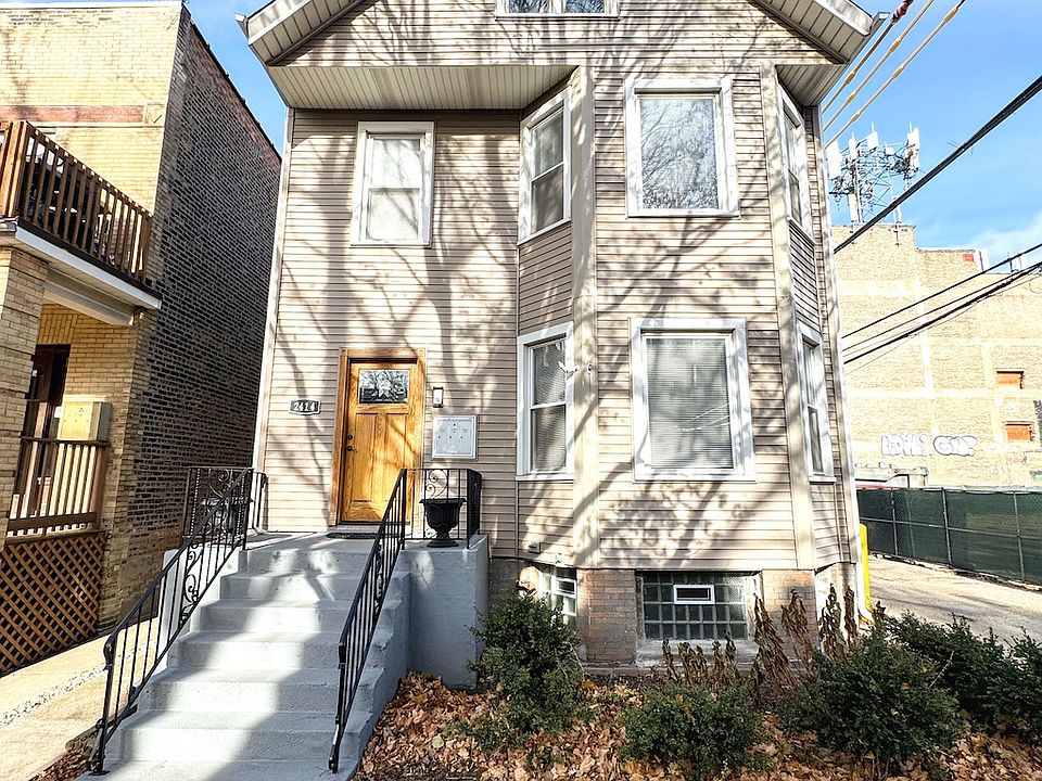 1st image of 2414 W Eastwood Ave Unit 2