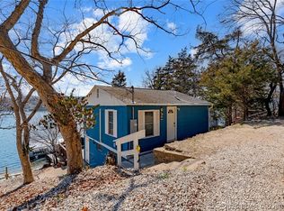 27602 Golden Point Ct, Barnett, MO 65011