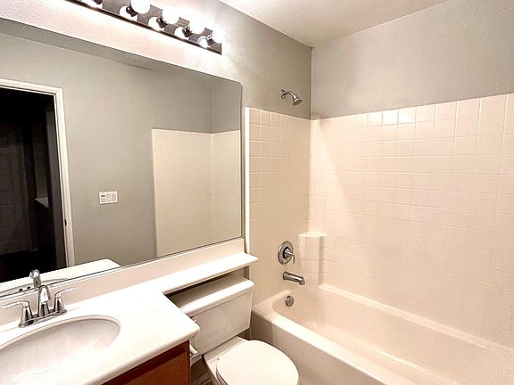 5th image of 12815 Dolomite Ln