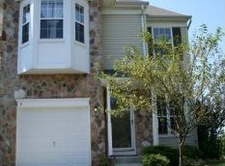 4 Andover Ct, Bordentown, NJ 08505