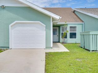 1722 SE Balmoral Ct, Port Saint Lucie, FL 34952