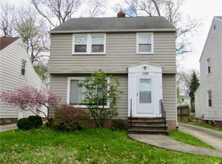 1129 Argonne Rd, South Euclid, OH 44121
