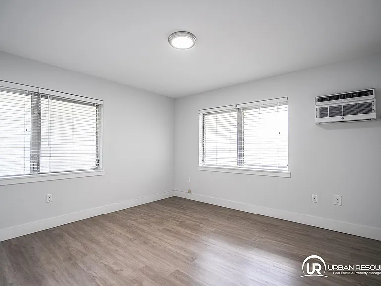 260 Navarre Ave #9 — Photo 9