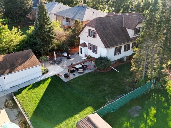 3320 South 92nd STREET, Milwaukee, WI 53227