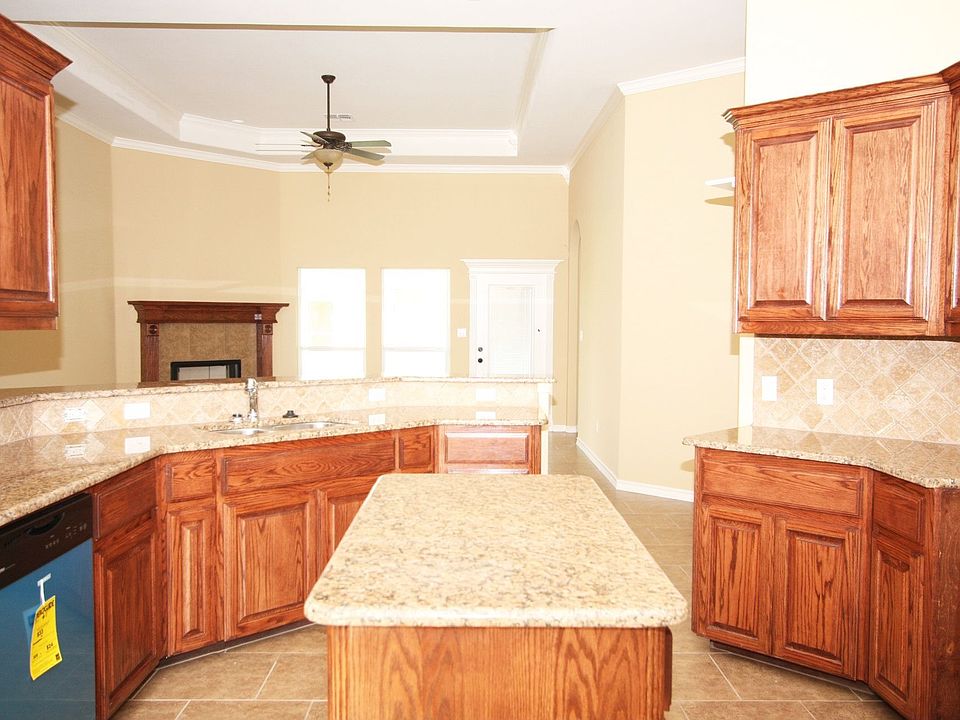 2nd image of 6734 Wall Dr