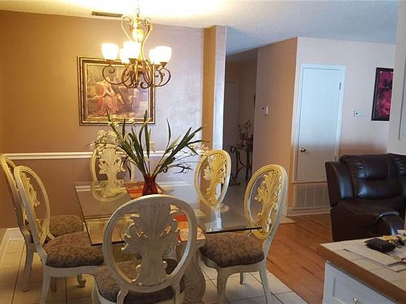 4th image of 7329 Nova Cir