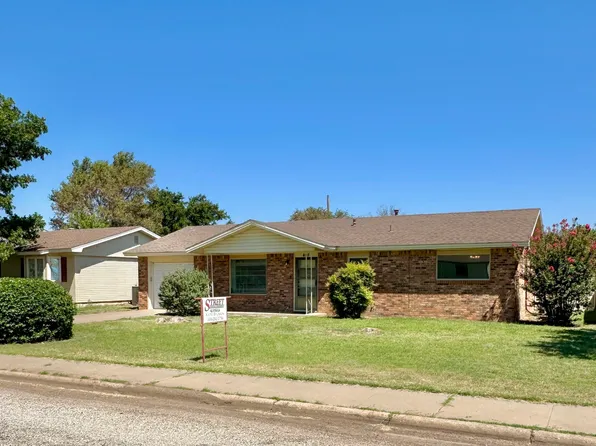 408 W 5th St, Hale Center, TX 79041