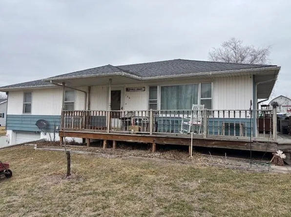 106 W 7th St, Stanberry, MO 64489