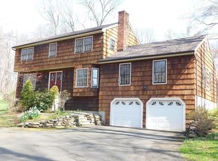 41 Rocky Ridge Dr, Trumbull, CT 06611