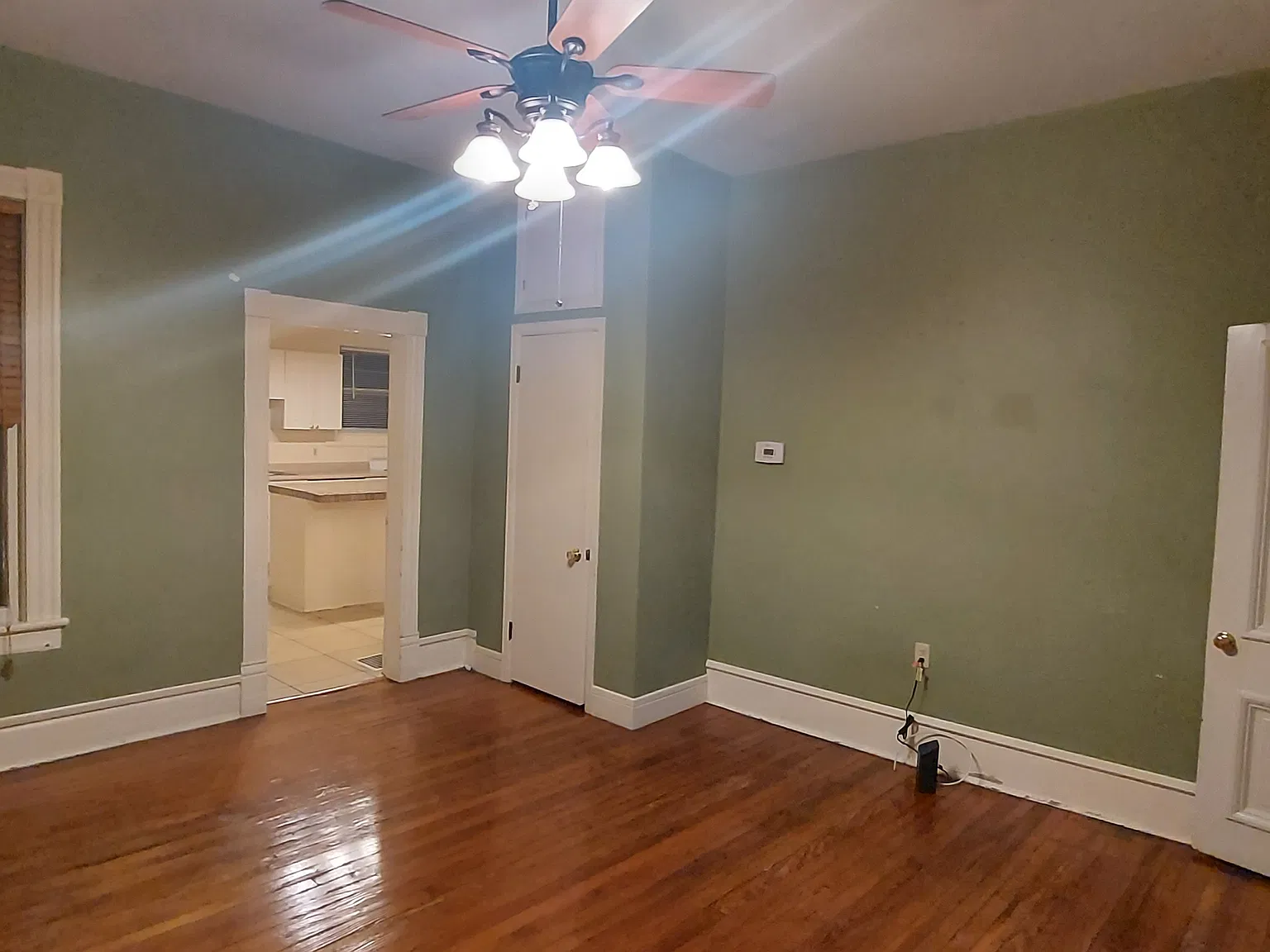 2 bed, 1200 sqft, $1,295 — Photo 3
