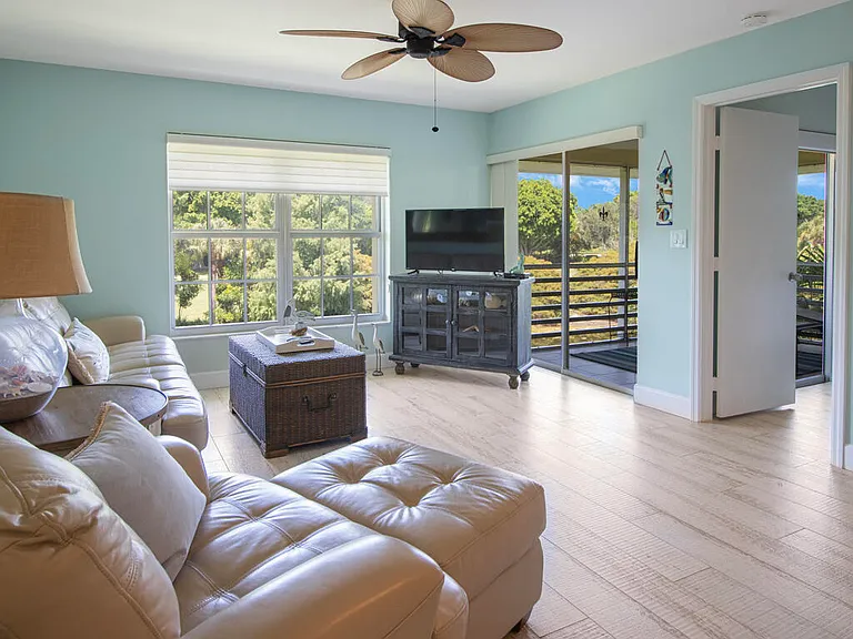 5560 Tamberlane Cir #324 — Photo 8