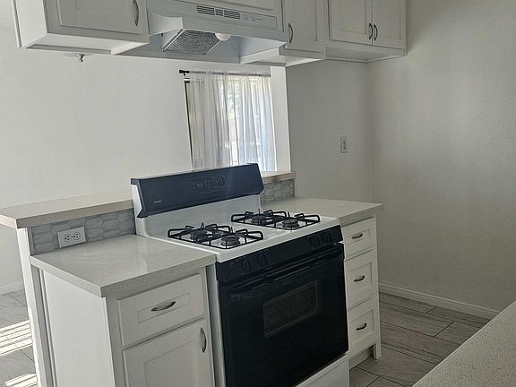 4th image of 2120 E Avenue Q6