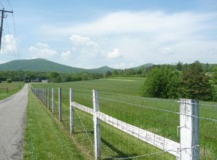 7627 Wood Haven Rd, Roanoke, VA 24019