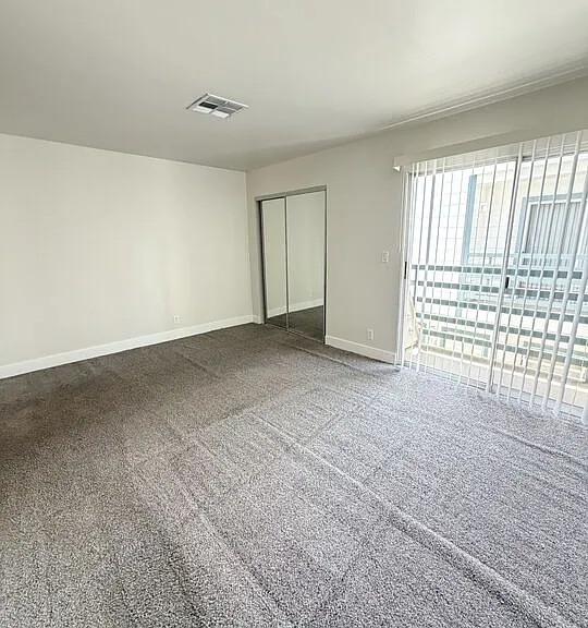 11738 Mayfield Ave #109 — Photo 18