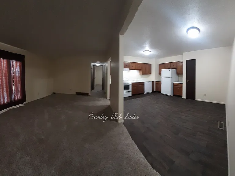 1200 Hespe Dr — Photo 5