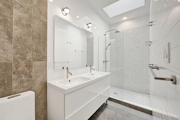 Sold by Keller Williams Realty Empire | media 22