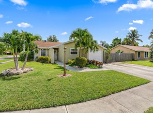 4829 Marbella Rd S, West Palm Beach, FL 33417