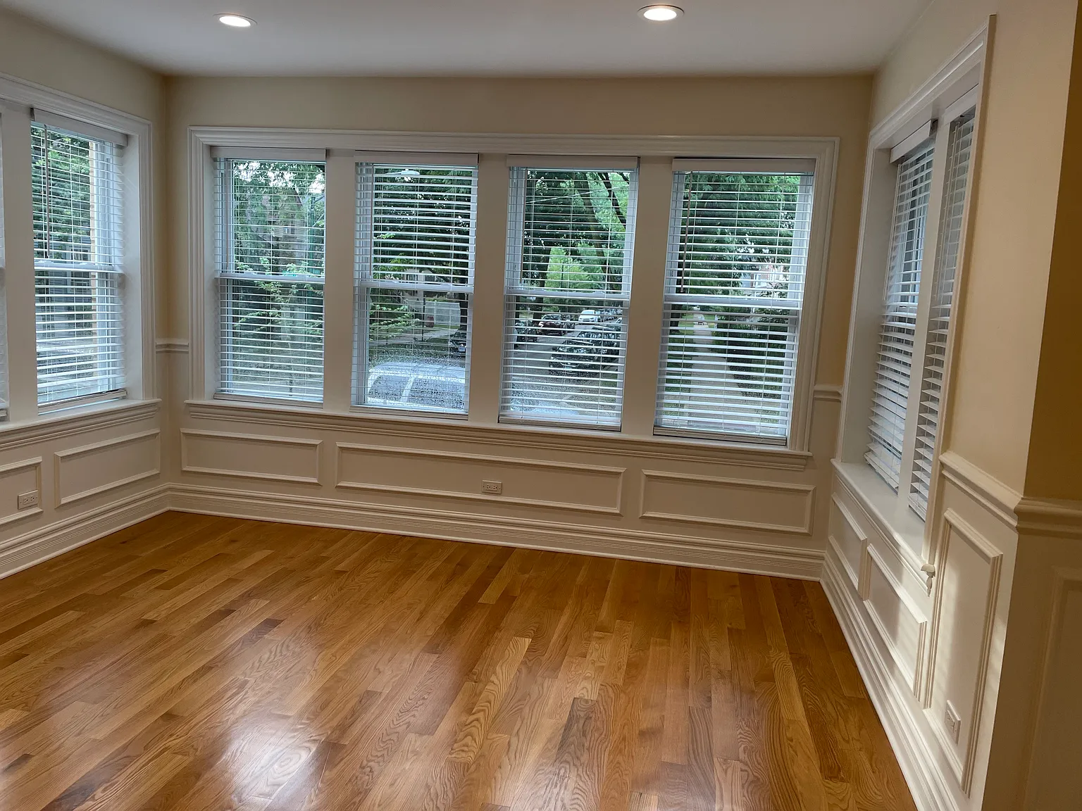 2 bed, 1200 sqft, $2,500 — Photo 2