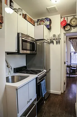 Rented by REAL New York | media 22