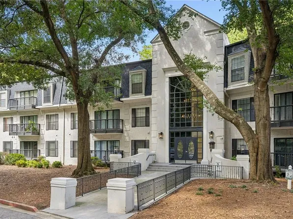 2302 Pine Heights Dr NE, Atlanta, GA 30324