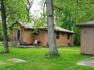 18000 Rock Grove Rd, Davis, IL 61019