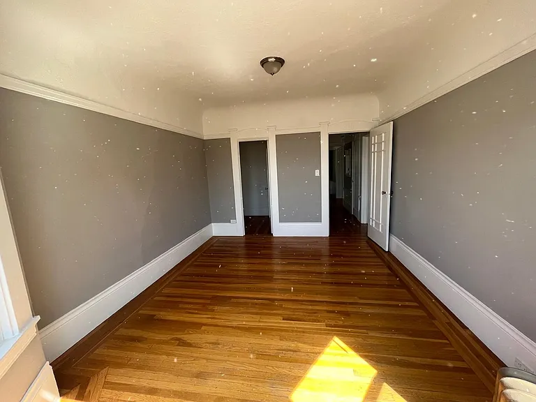 1545 Sacramento St #6 — Photo 8