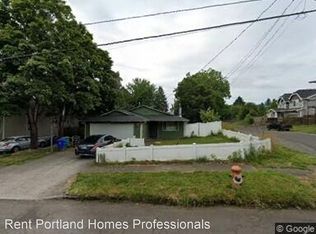 7706 SE Clay St, Portland, OR 97215