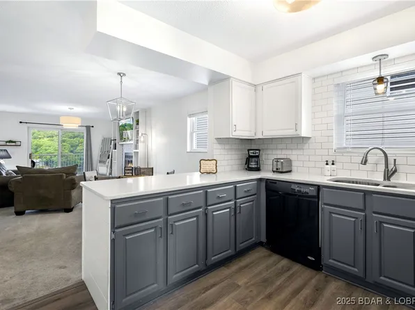 20 Wheel House Ct Unit 5B, Lake Ozark, MO 65049