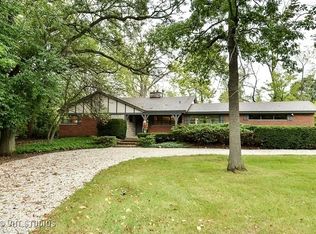 2021 Old Willow Rd, Northfield, IL 60093