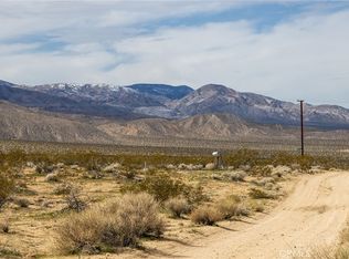 48700 Manzanita Dr, Landers, CA 92285