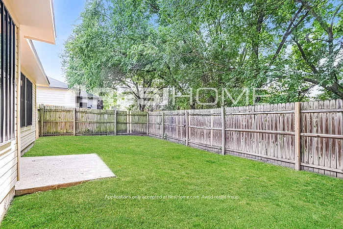 2513 Kirkley St — Photo 14
