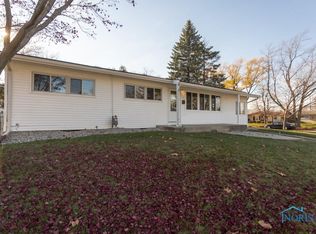 1261 Shelly Ave, Maumee, OH 43537