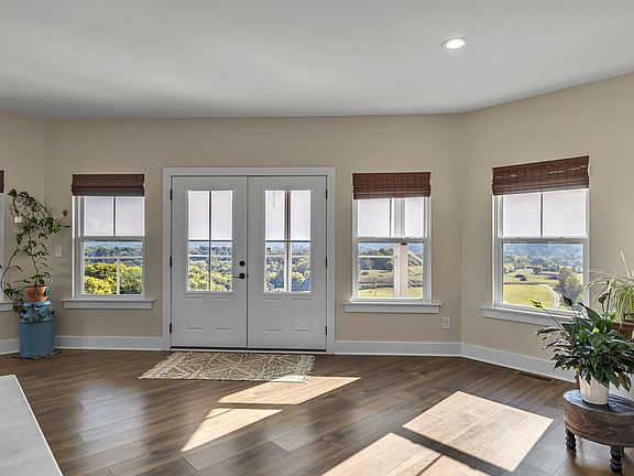 44th image of 2770 E Sheepneck Rd