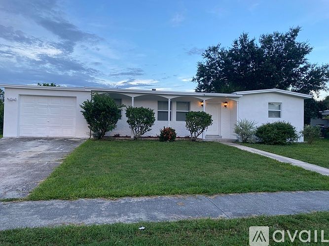 2nd image of 2216 Conway Blvd